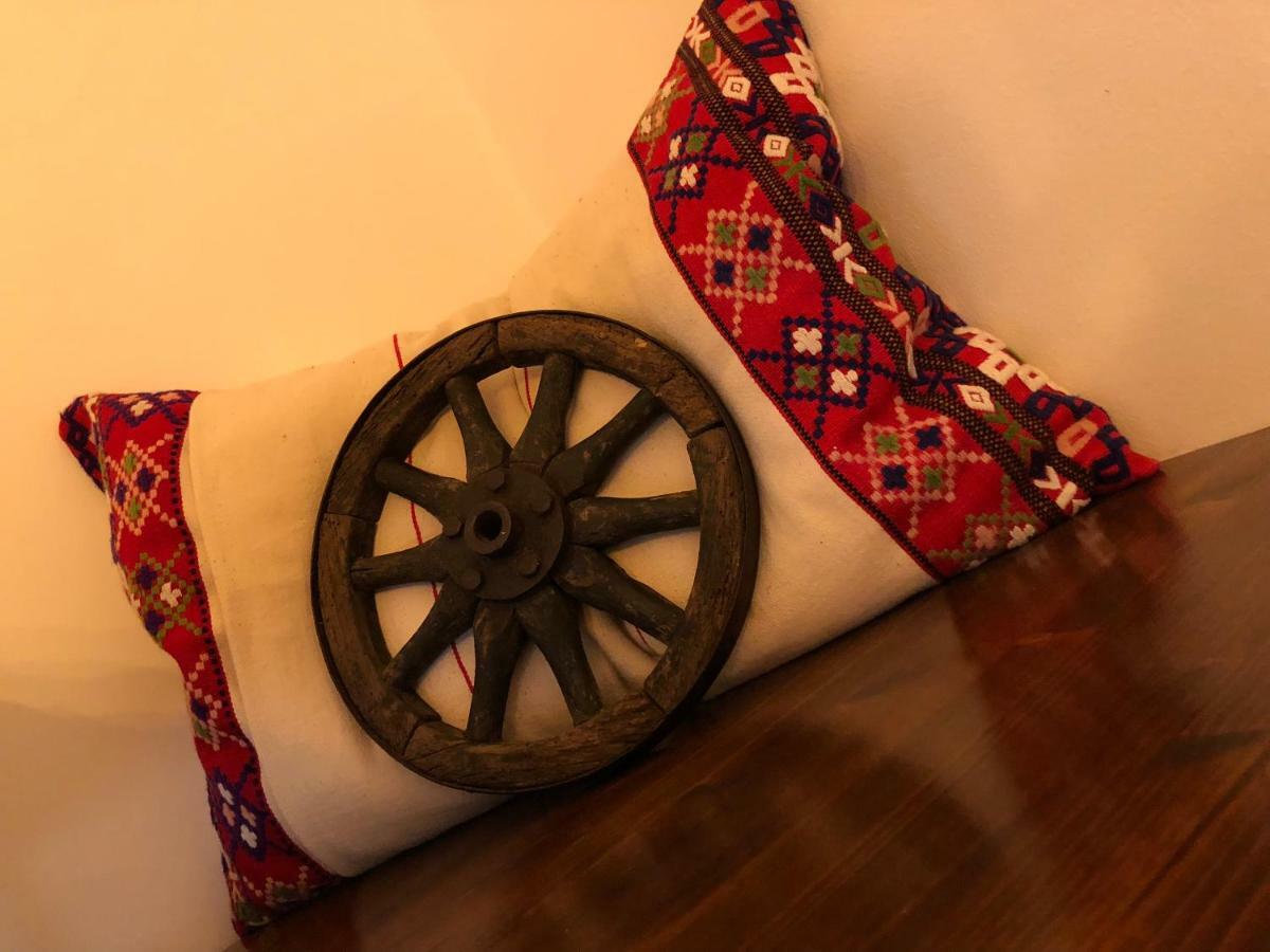 Folkloric Loft - Sibiul Vechiアパートメント エクステリア 写真